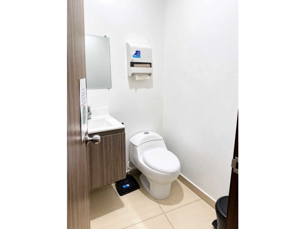 VENTA DE LOCAL U OFICINA EDIFICIO ICONO PEREIRA RISARALDA — foto 6