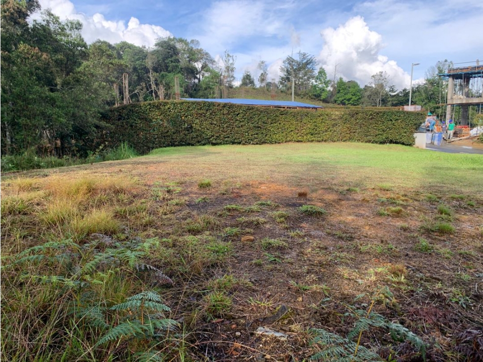 Venta de Lote Alto de Palmas Unidad Cerrada Peaje Aeropuerto — foto 5