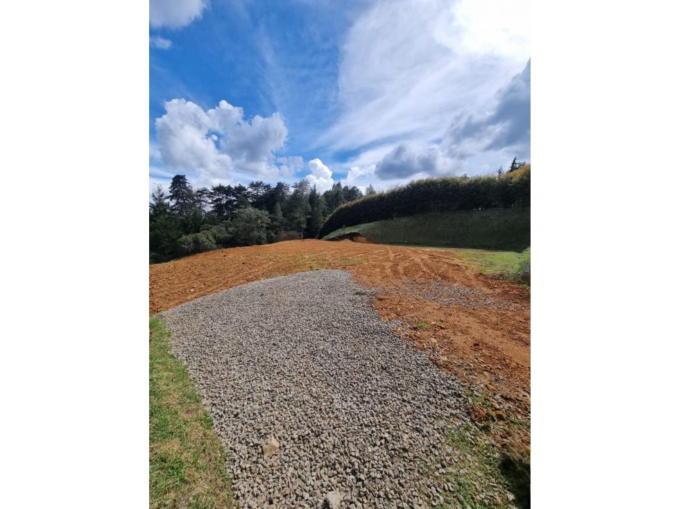 Venta de lote campestre alto de las palmas unidad cerrada — foto 6