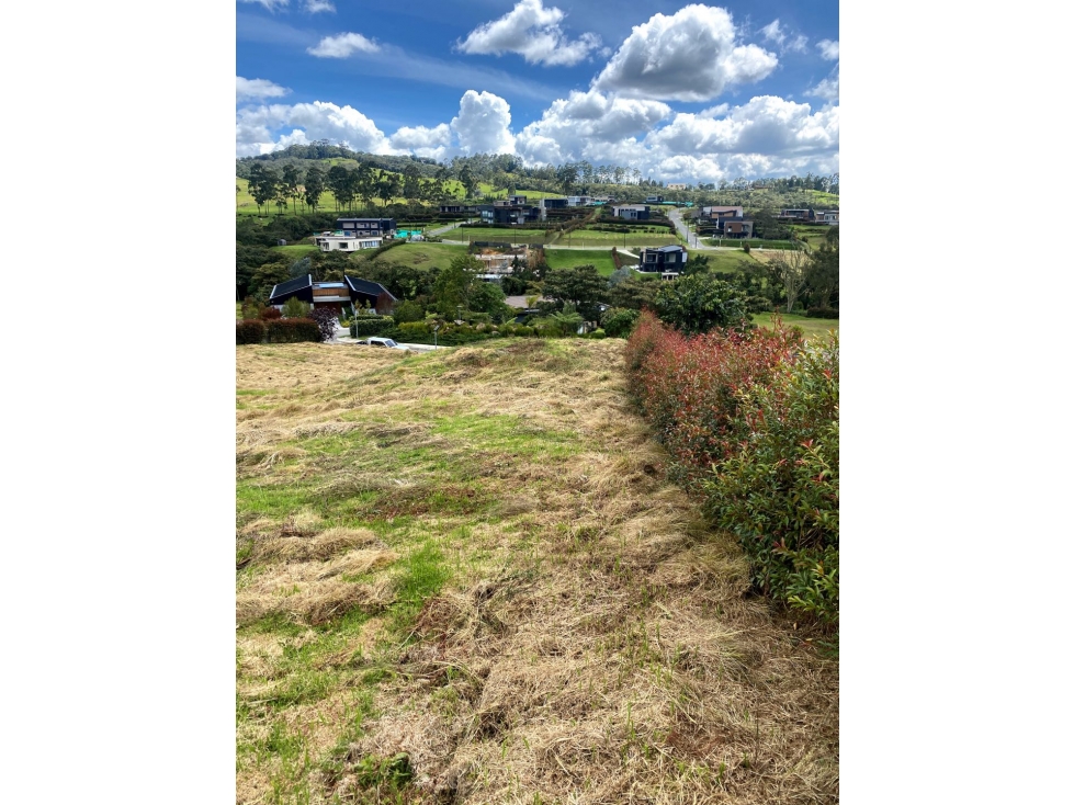 Venta de lote campestre alto de las palmas unidad cerrada sector acuar — foto 3