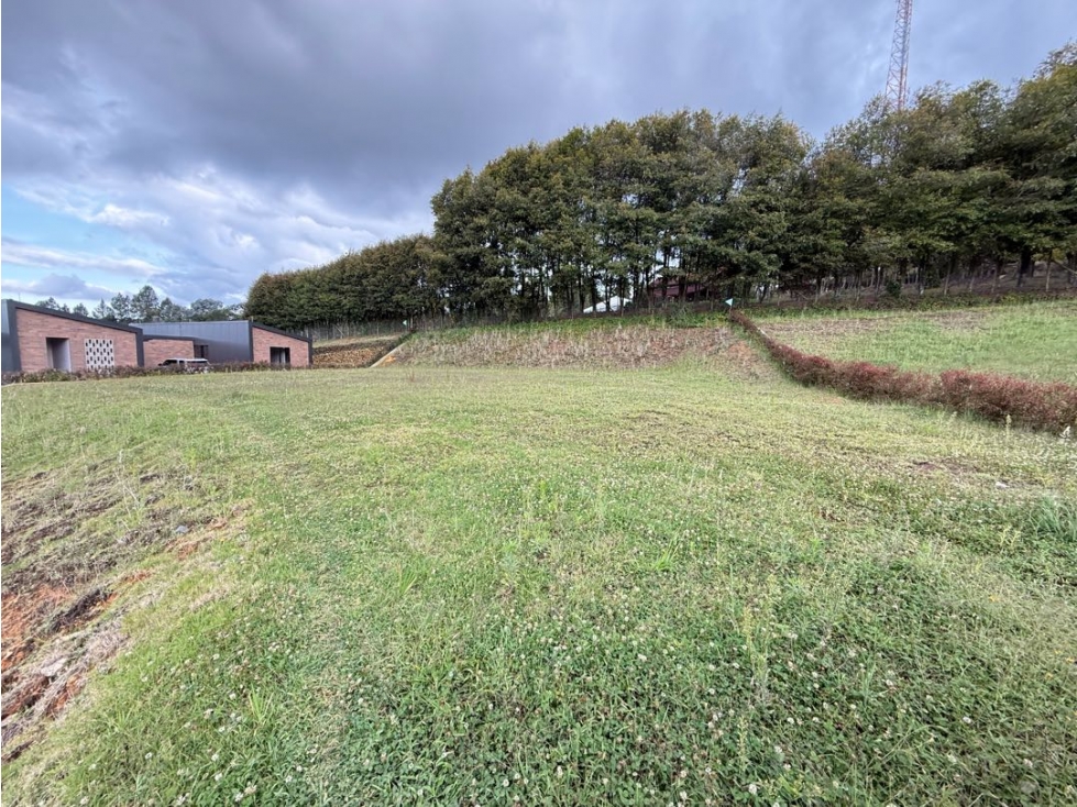 Venta de lote campestre alto de las palmas unidad cerrada charco azul — foto 2