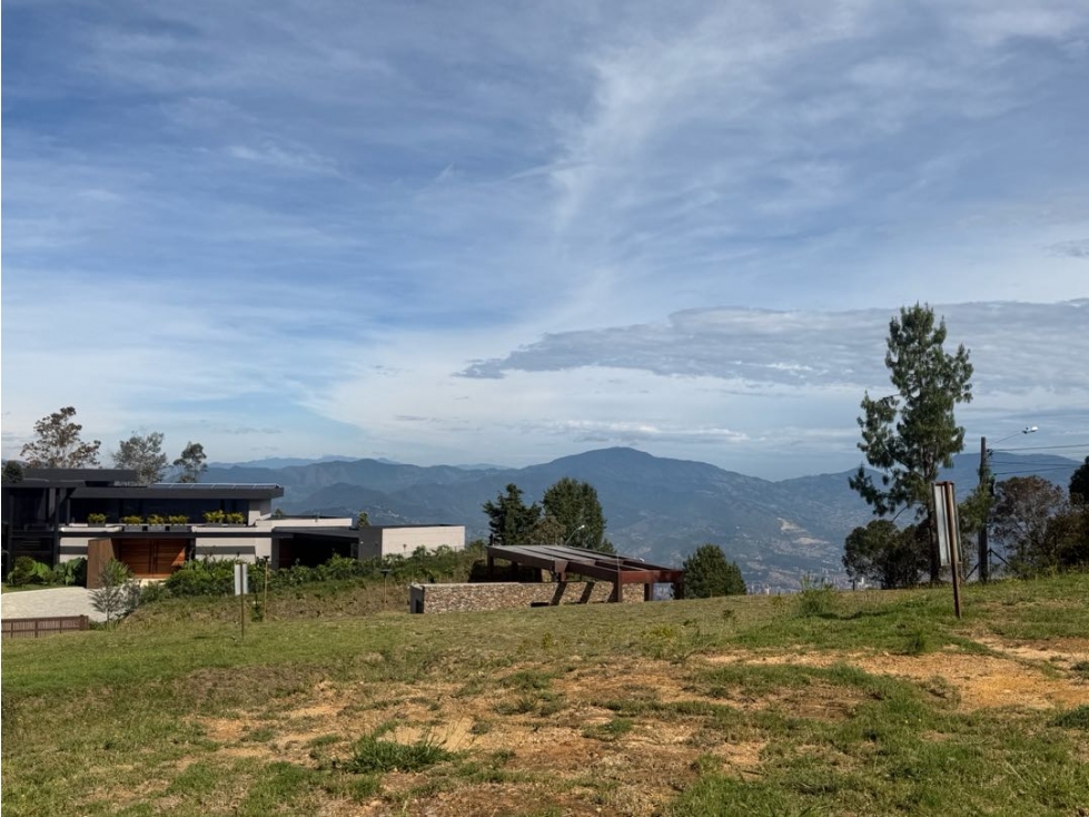 Venta de lote campestre alto de las palmas unidad cerrada envigado