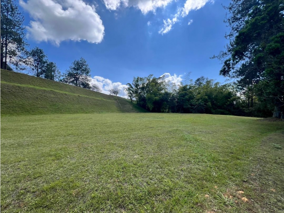 Venta de lote campestre en Llanogrande