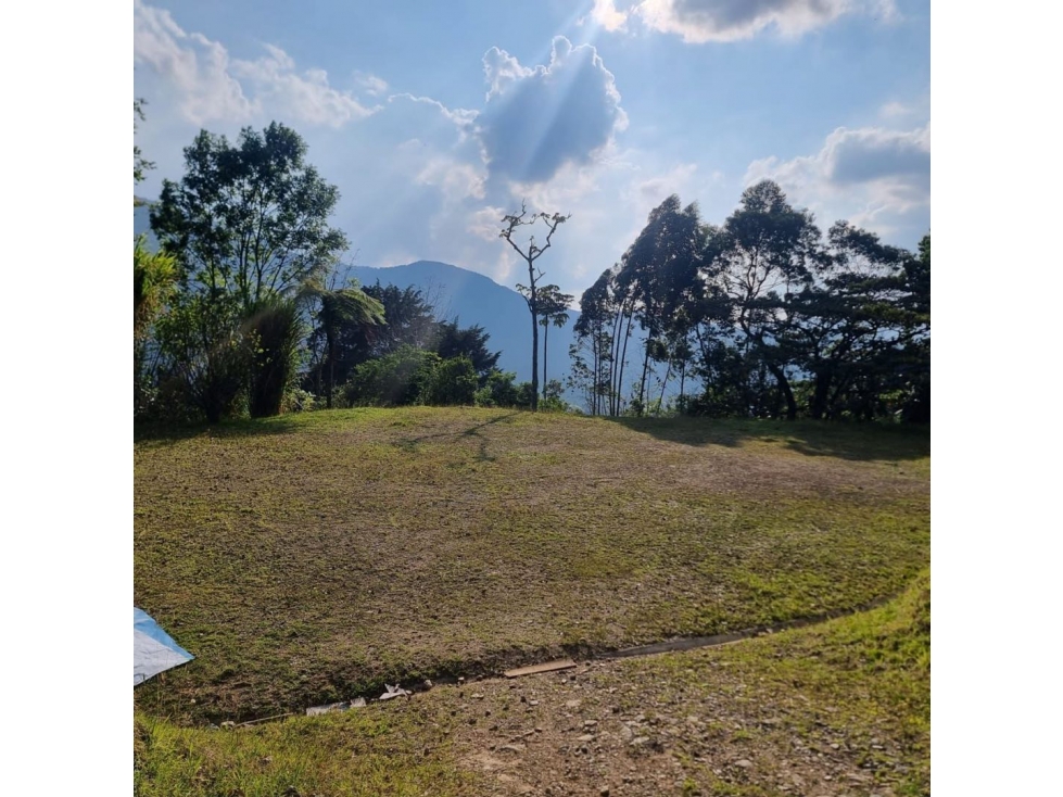 Venta de lote campestre en el escobero parte baja envigado unidad cerr