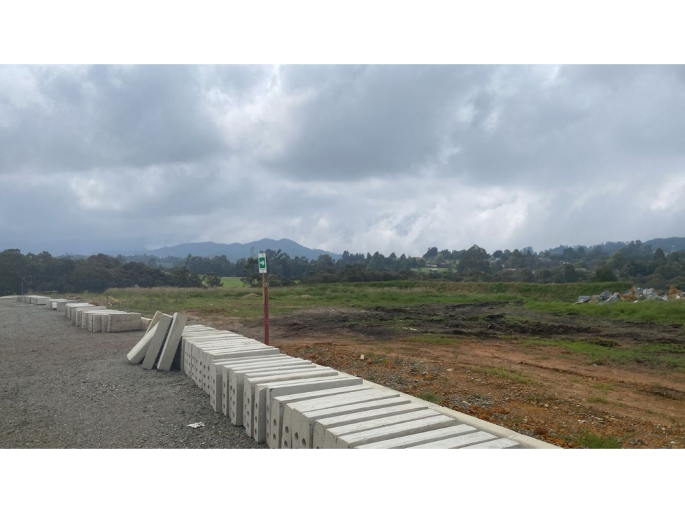 Venta de lote campestre en el alto de palmas envigado sector acuarela — foto 2