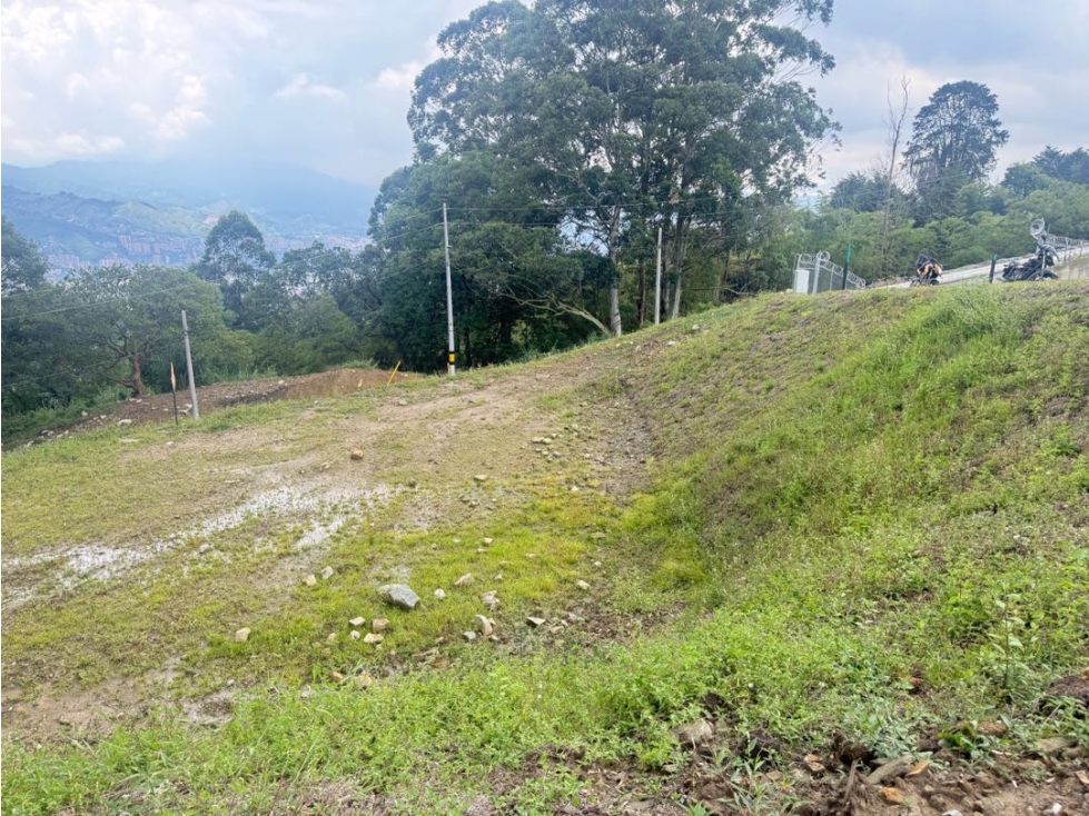 Venta de lote campestre unidad cerrada envigado sector san Lucas — foto 2