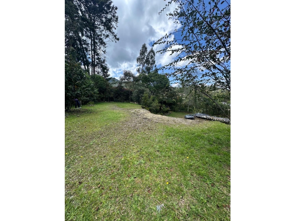 Venta de lote campestre unidad cerrada alto de las palmas la esperanza