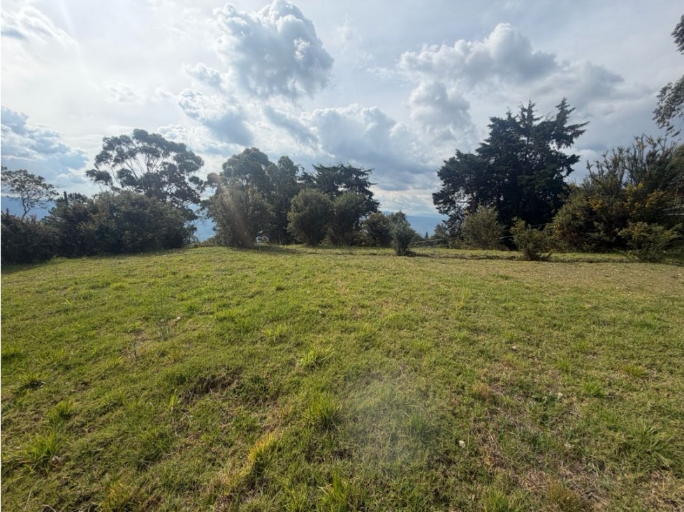 Venta de lote campestre unidad cerrada alto de las palmas con vista