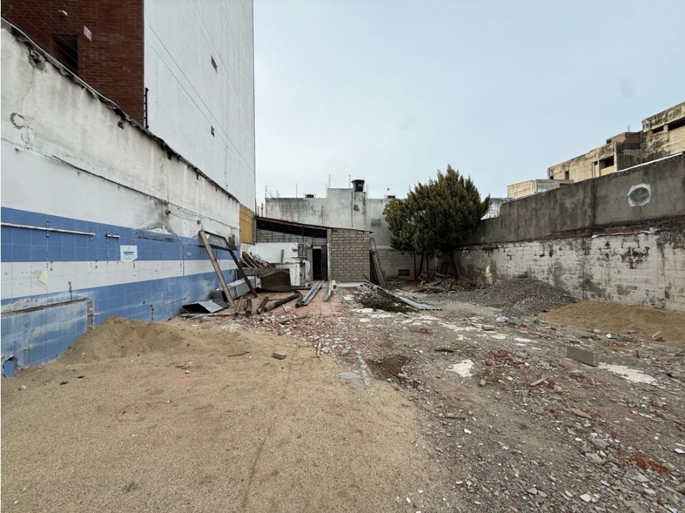Venta de lote comercial frente a Mc Donalds — foto 3