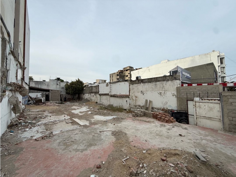 Venta de lote comercial frente a Mc Donalds — foto 5