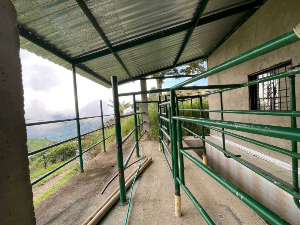 Venta de bodega mas 1.000 adobes - 6