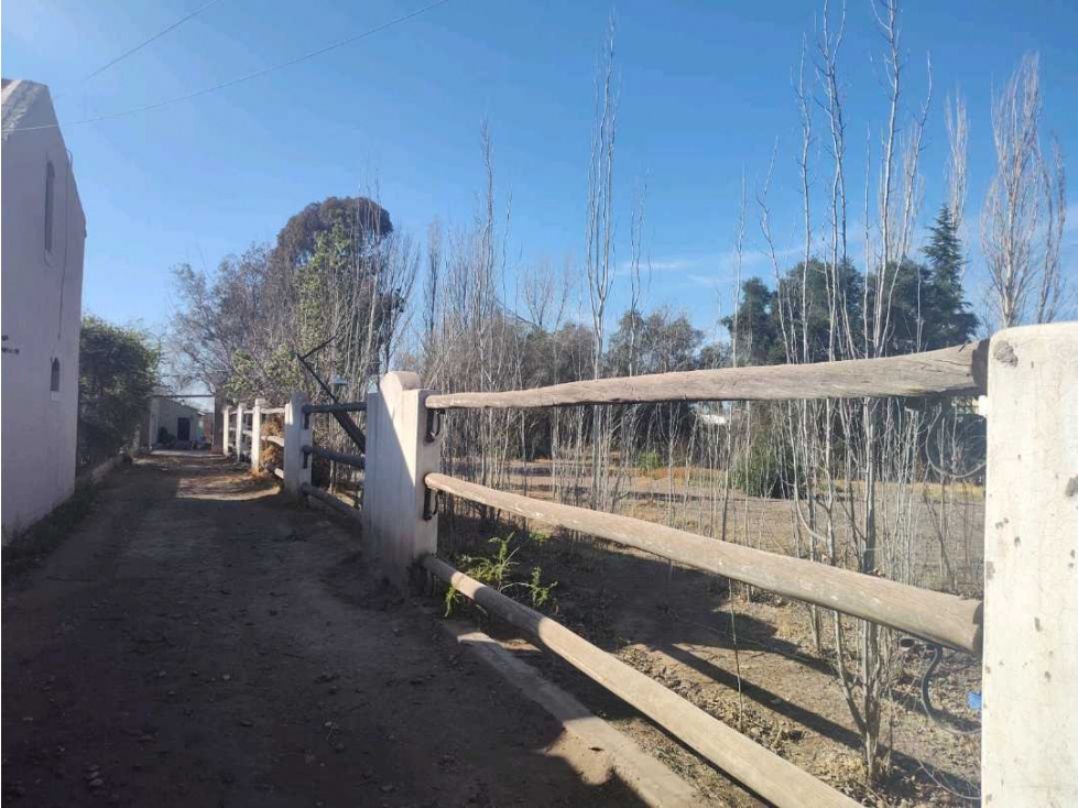 VENTA DE LOTE CON EXCELENTE UBICACIÓN EN JESÚS NAZARENO- GUAYMALLÉN - 4