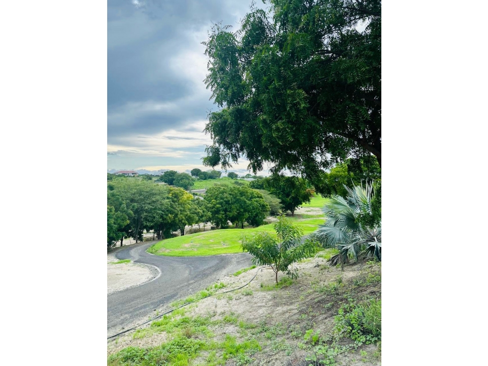 Lote pendiente negativa de venta Urb. Montecristi Golf Club-Manabí. - 4