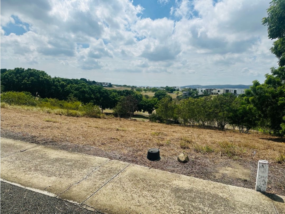 Terreno pendiente negativa en venta en Urb. Montecristi Golf-Manabí. — foto 2