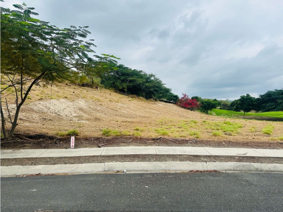 Terreno plano en venta Urb. Montecristi Golf Club-Manabí.