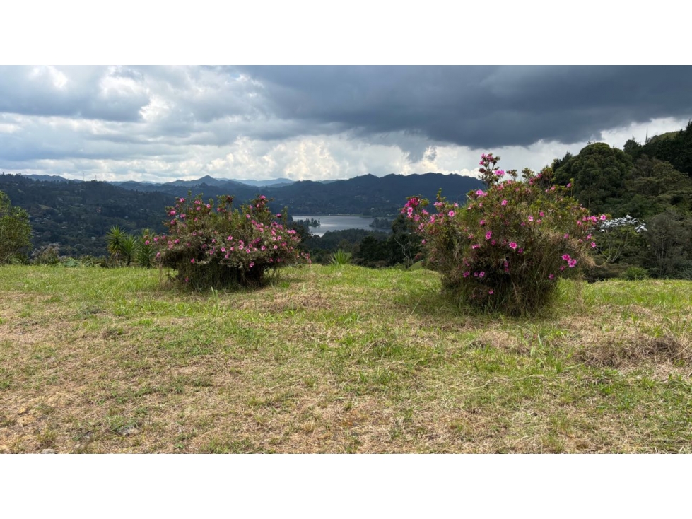 Venta de Lote con Vista a la Represa de la Fé Unidad Cerrada Fizebad