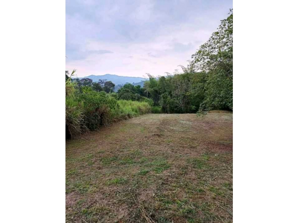 Venta de lote de 2110 M2 en 120 mill en La Mesa Cund — foto 4