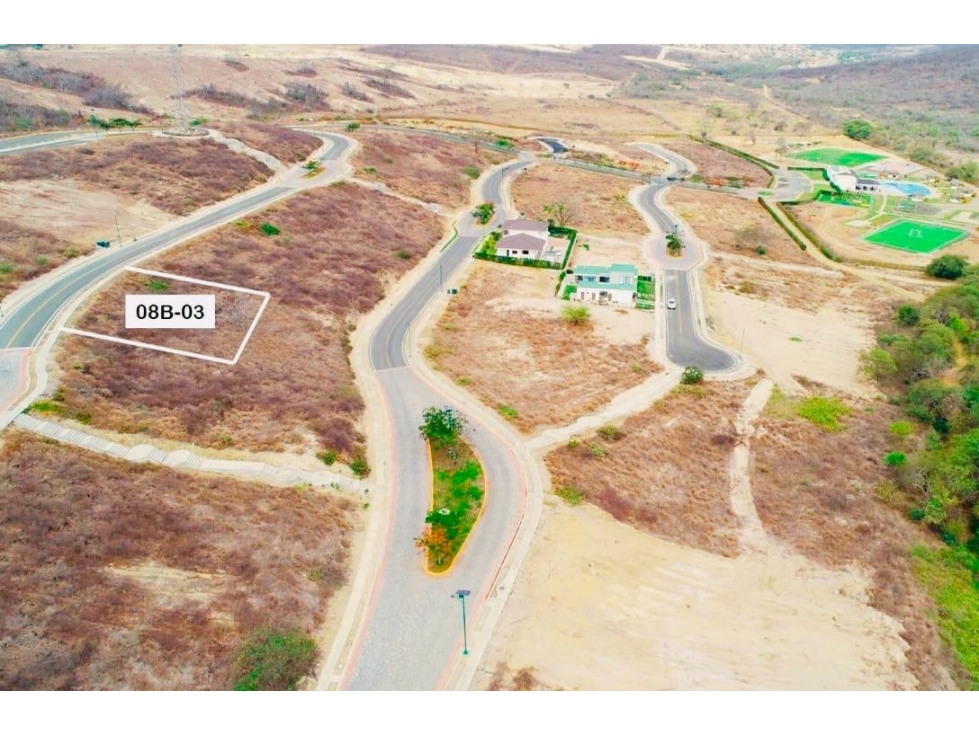 Terreno pendiente negativa en venta Montecristi golf club-Manabí. — foto 2