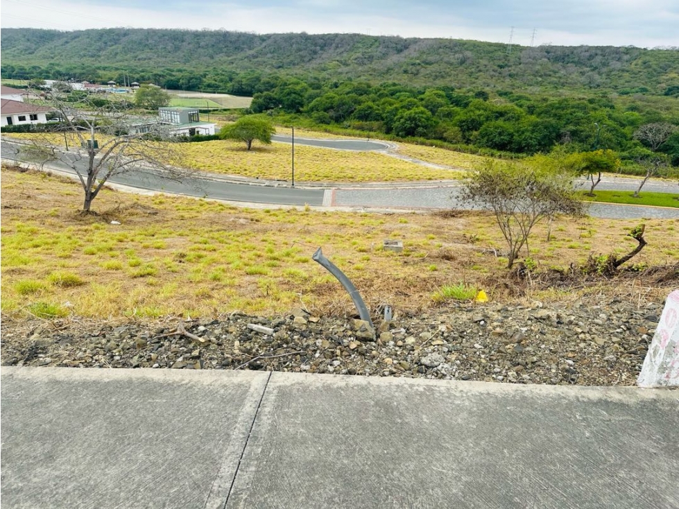 Terreno pendiente negativa en venta Montecristi golf club-Manabí. — foto 6