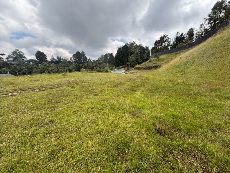 Venta de Lote en Alto de Las Palmas en Urbanización Cerrada — foto 5