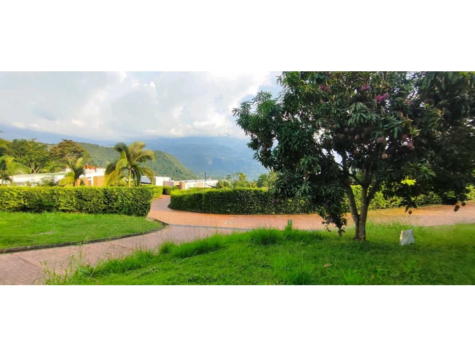 Venta de lote en condominio de 1271 M2 en 189 mill #lamesacundinamarca