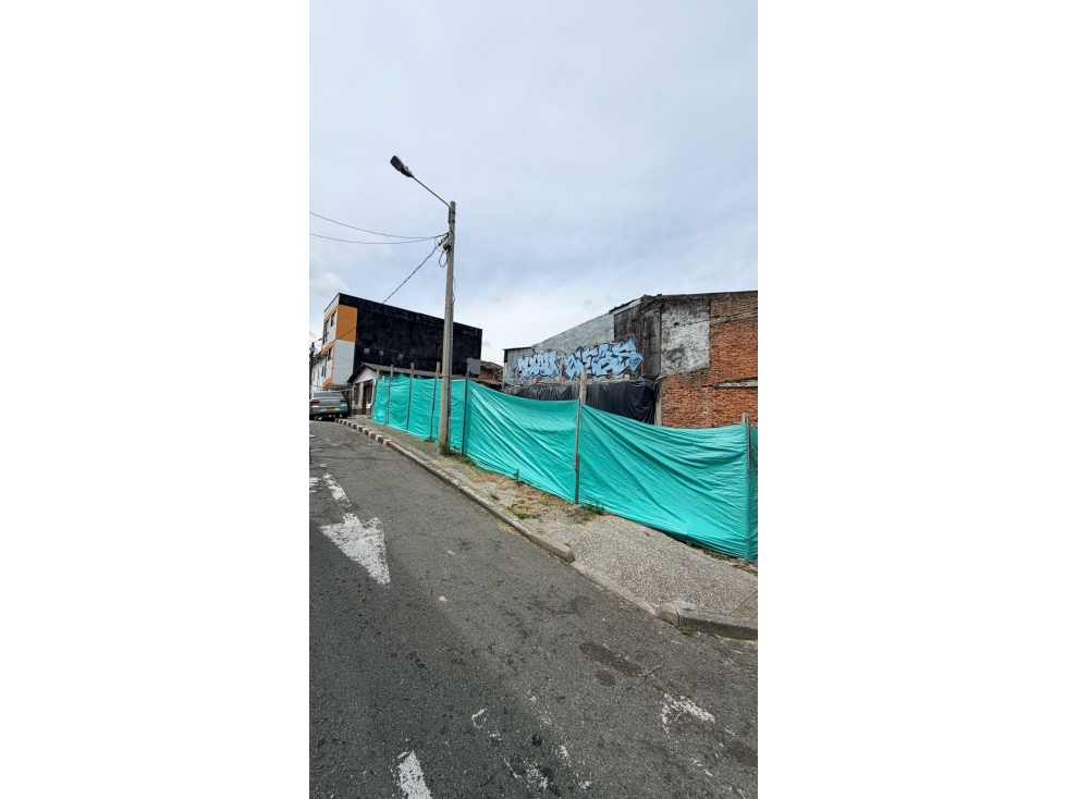 VENTA DE LOTE EN EL CENTRO DE ARMENIA — foto 2