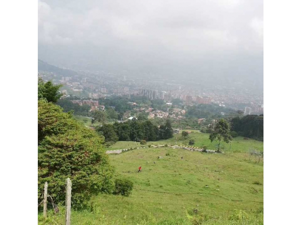 VENTA DE LOTE EN EL ESCOBERO DE GRAN EXTENSIÓN — foto 2