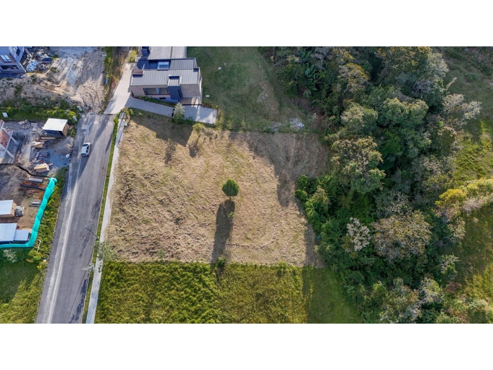 VENTA DE LOTE EN EL ESCOBERO PARTE ALTA — foto 2