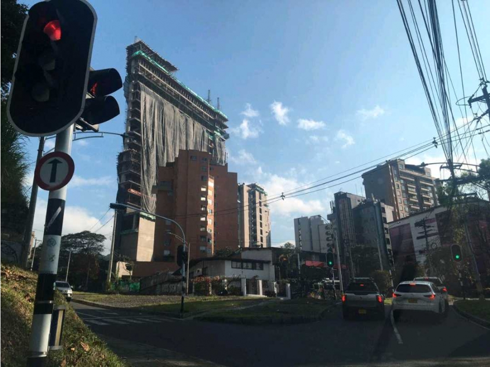 VENTA DE LOTE EN EL POBLADO, SECTOR LAS LOMAS.