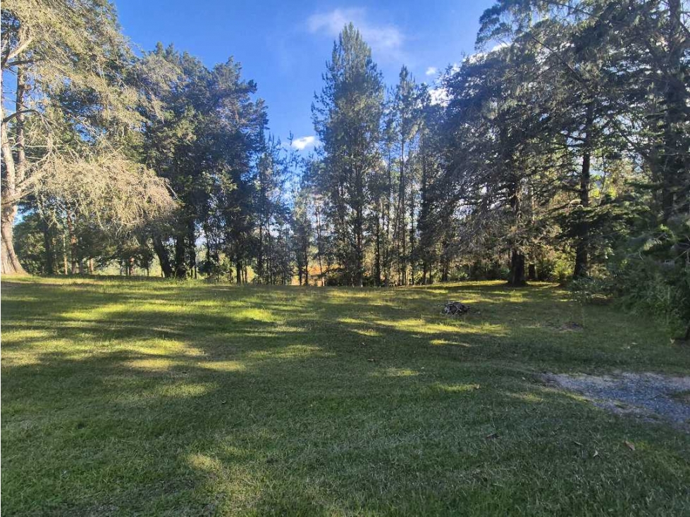 Venta de Lote en el retiro