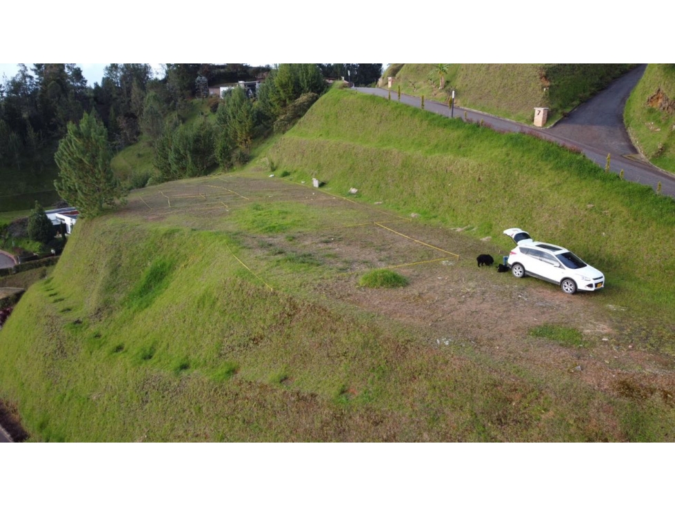 VENTA DE LOTE EN EL RETIRO