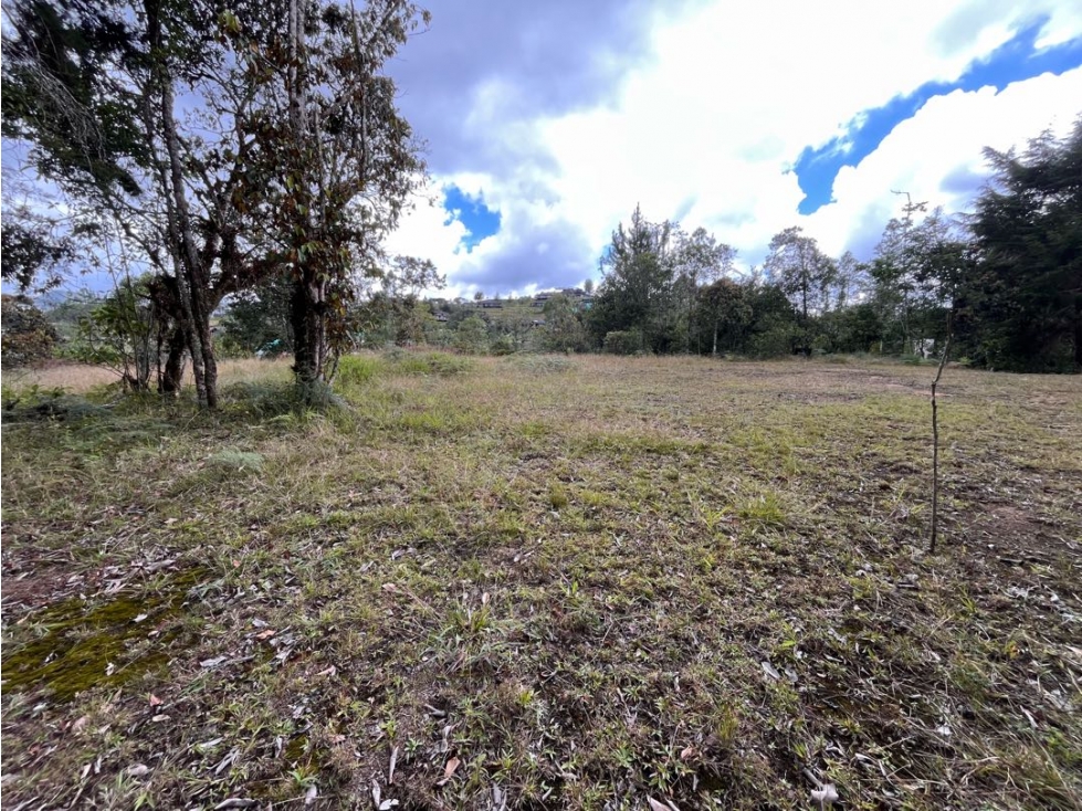 VENTA DE LOTE EN EL RETIRO EN UNIDAD CERRADA SECTOR PANTANILLO — foto 2