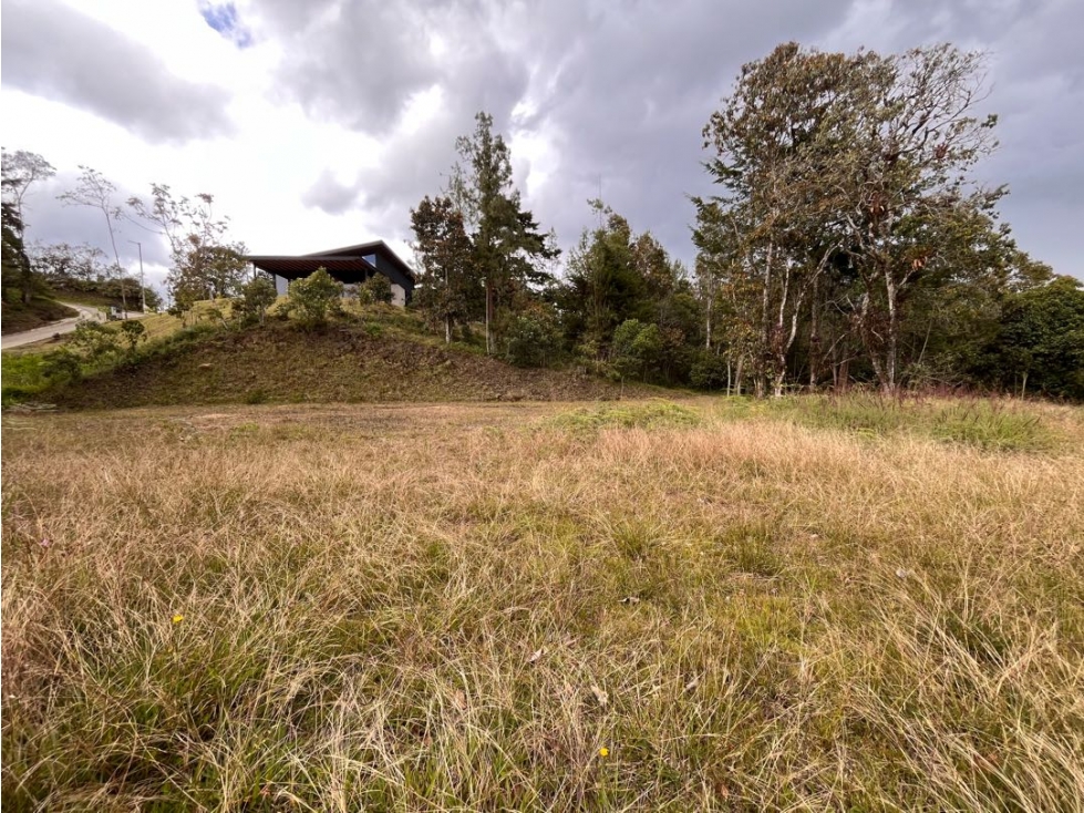 VENTA DE LOTE EN EL RETIRO EN UNIDAD CERRADA SECTOR PANTANILLO — foto 4