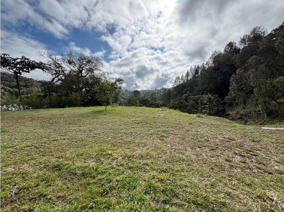 Venta de Lote En El Retiro en Unidad Cerrada con Vista Panorámica — foto 3
