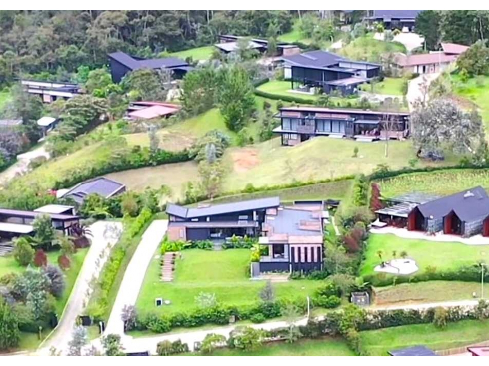 VENTA DE LOTE EN EL RETIRO, MONTESERENO.