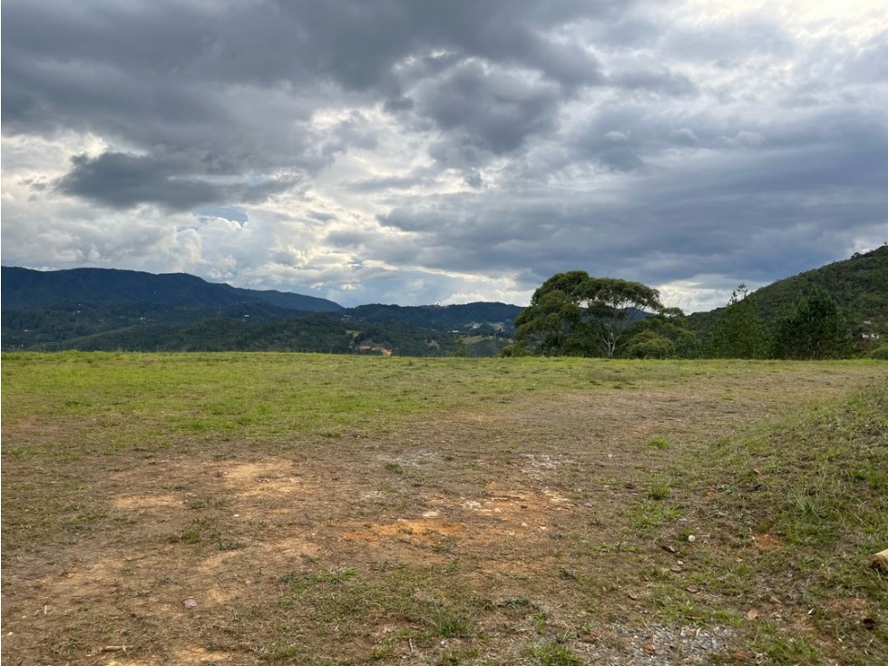 Venta de Lote en El Retiro Unidad Cerrada Exclusiva Vista a la Represa — foto 2