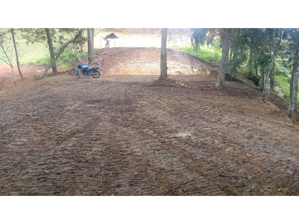 Venta de Lote en El Retiro, Vía Don Diego - La Ceja. Unidad Cerrada. - 1