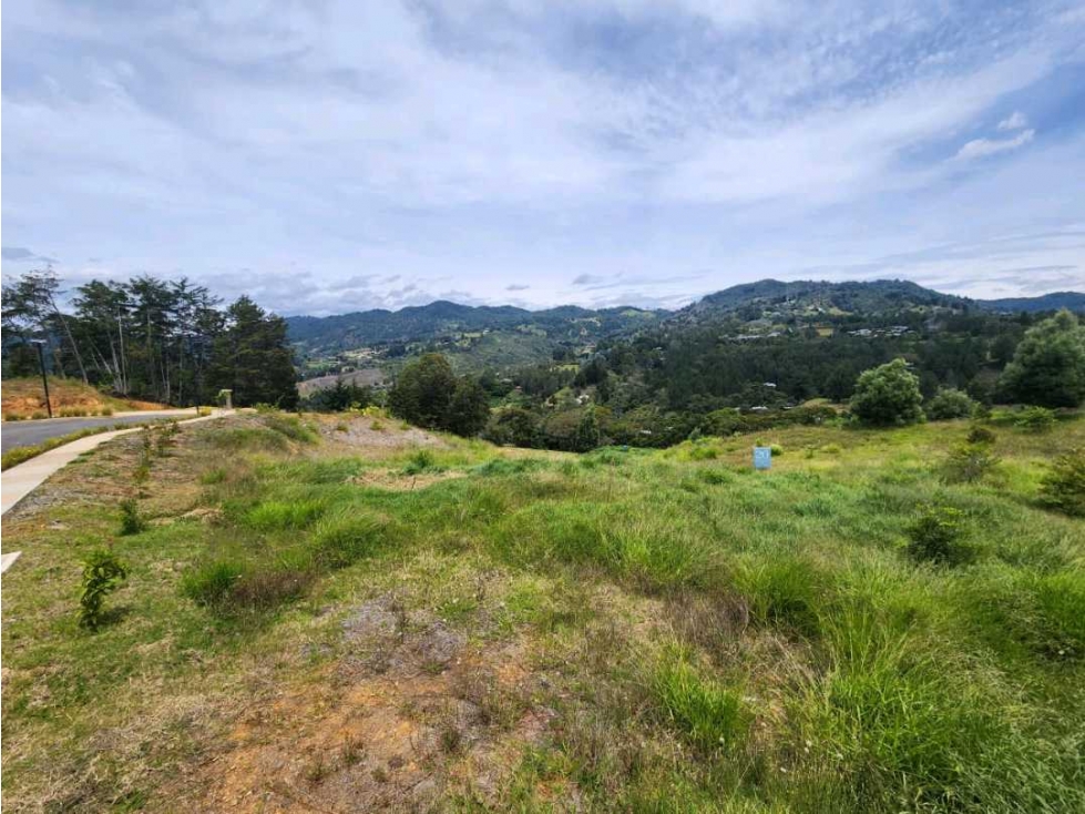 Venta de Lote en Essenza. Parcelación en variante al aeropuerto. — foto 6