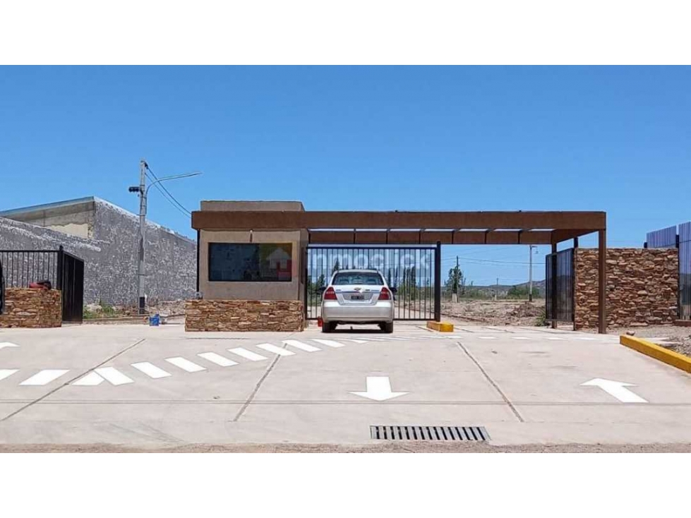 VENTA DE LOTE EN EXCELENTE B° PRIVADO "LA HERRADURA", MAIPÚ-MZA. - 3