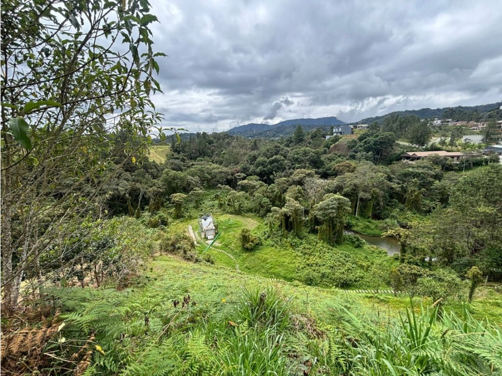 Venta de lote en Hermosa Parcelación del Alto del Escobero — foto 2