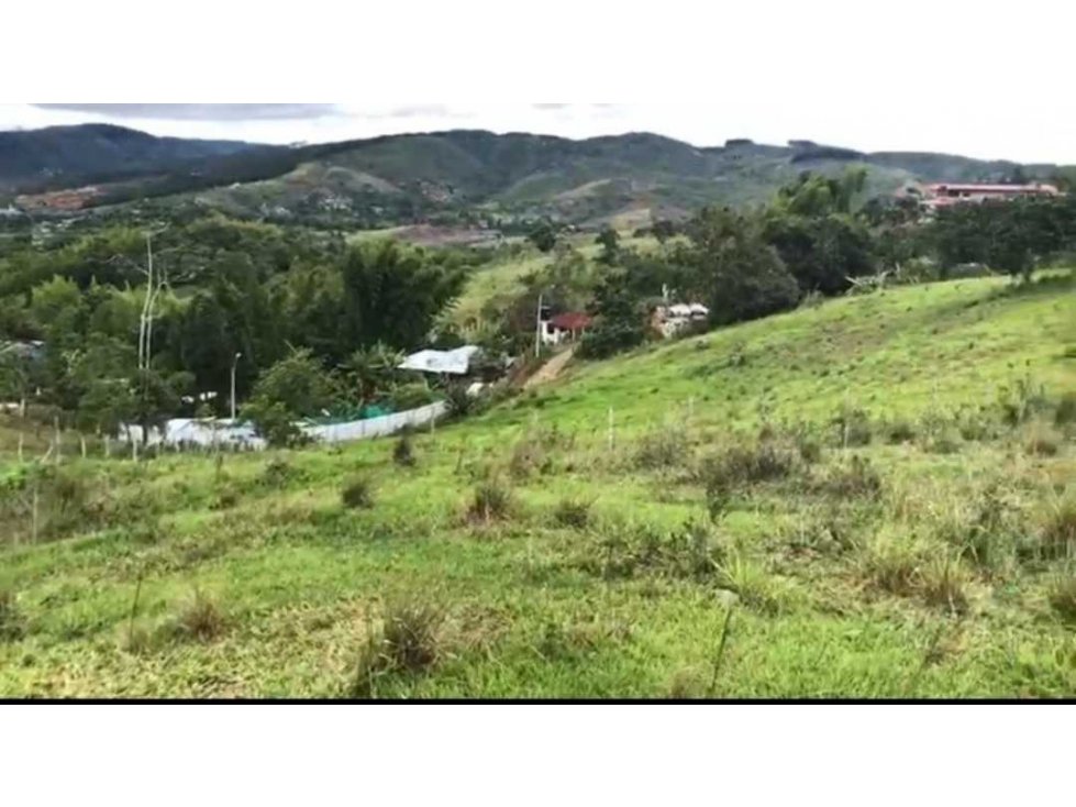 Venta de Lote en la Cumbre Valle (J) - 1