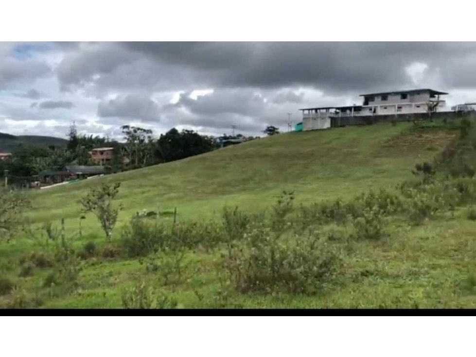 Venta de Lote en la Cumbre Valle (J) - 4