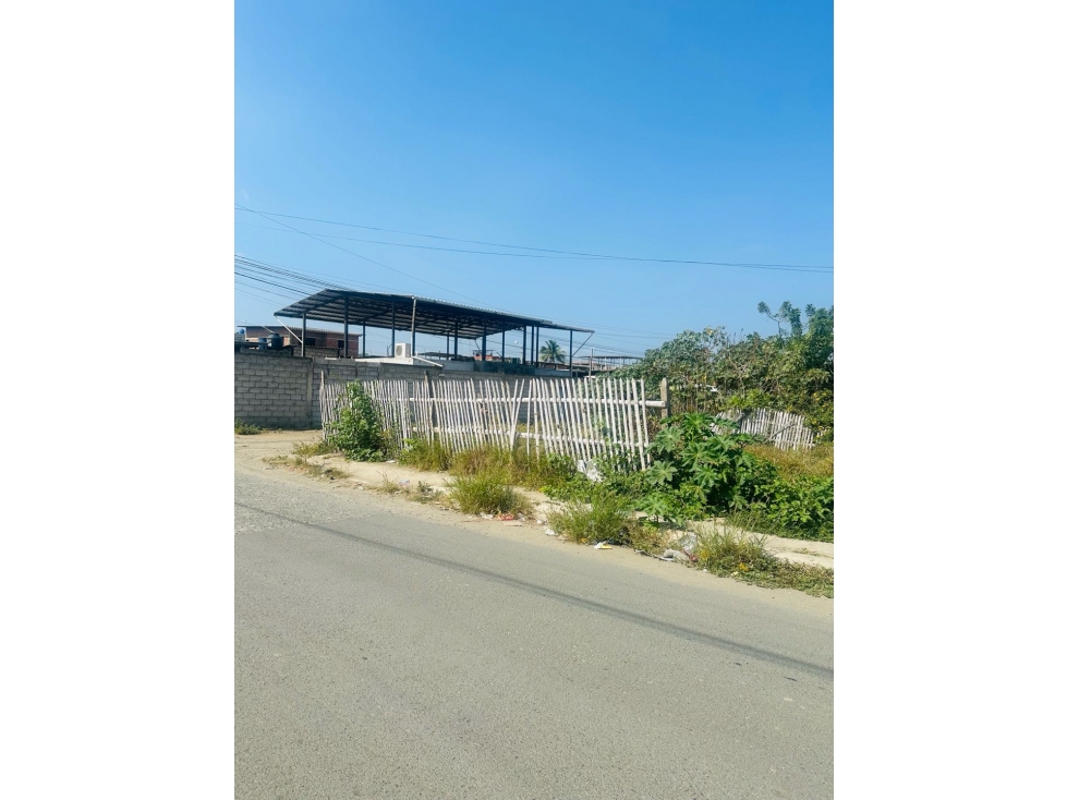 Lote en venta en Manta, Sector Costa Azul. — foto 5