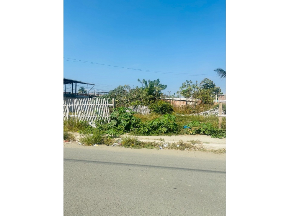 Lote en venta en Manta, Sector Costa Azul. — foto 6
