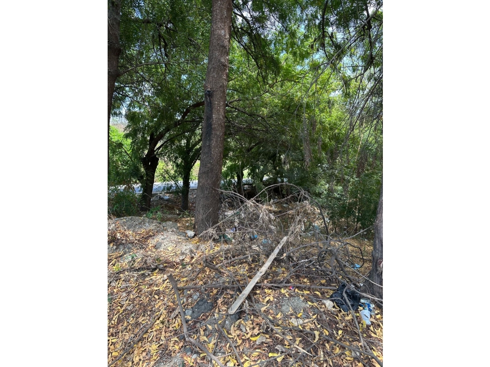 Terreno de venta Cdla. Universitaria-Manta.