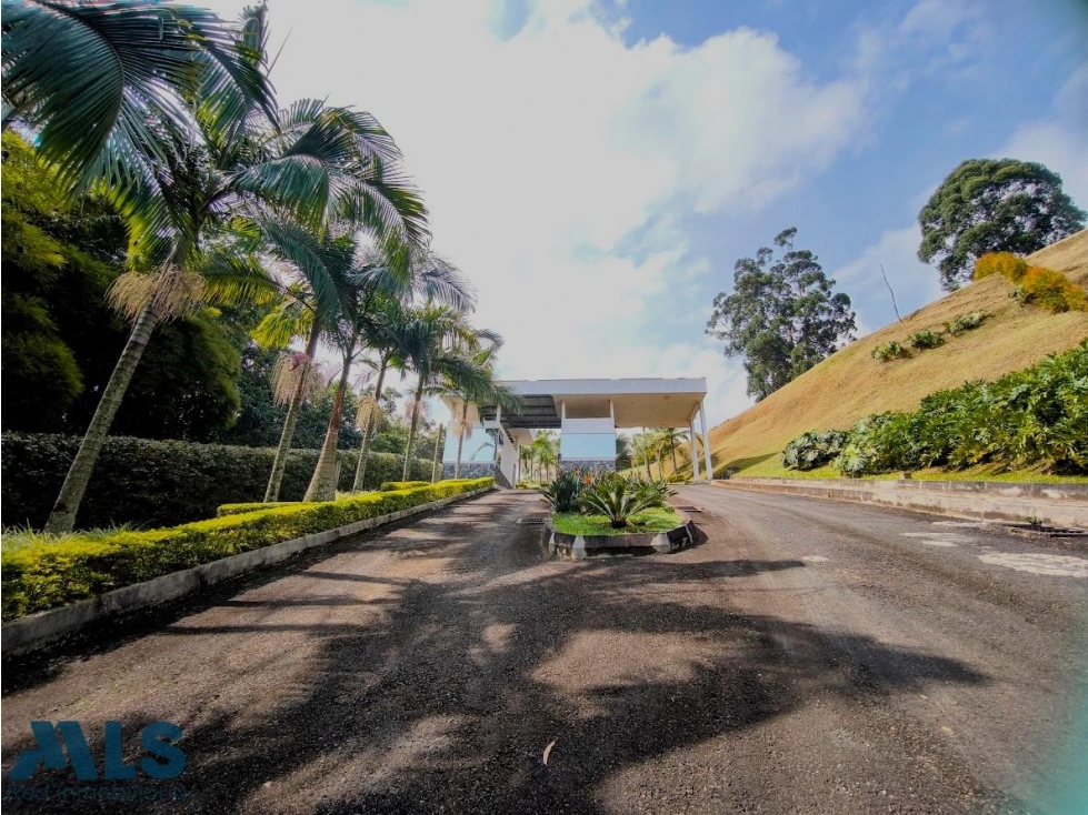 VENTA DE LOTE EN PARCELACIÓN CERCA A COMFAMA DE L...(MLS#253999) - 1