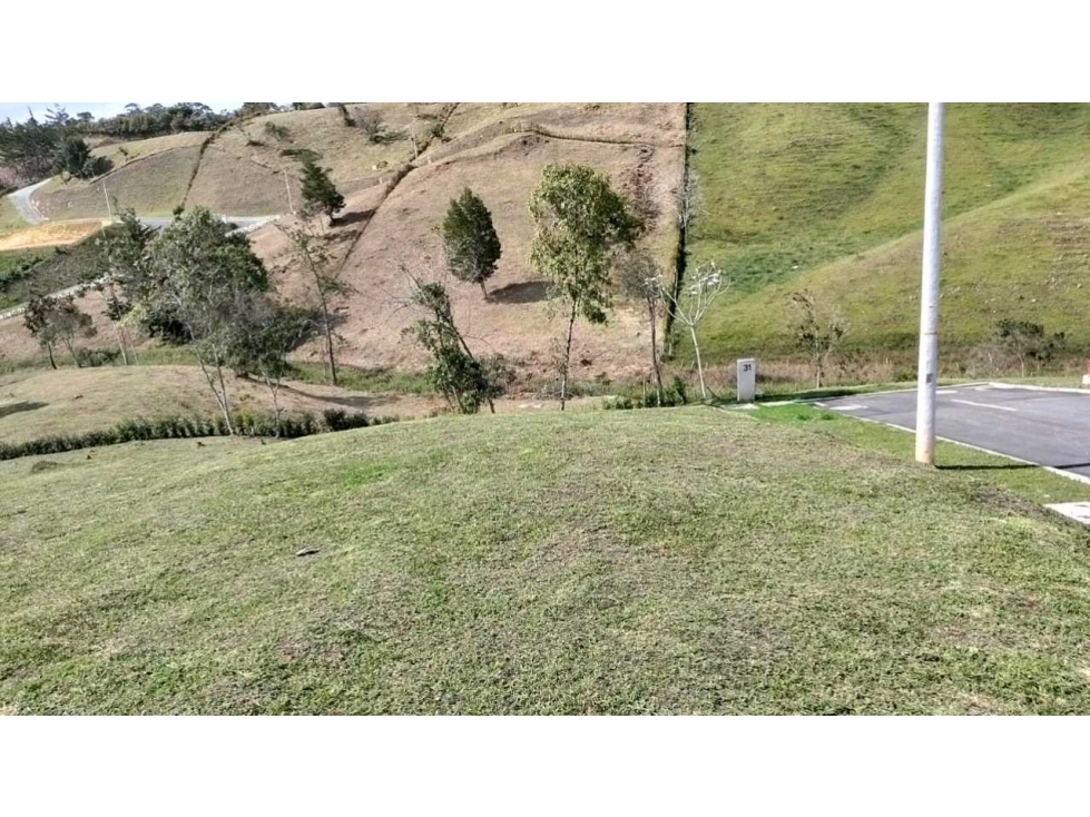 VENTA DE LOTE EN PARCELACIÓN EN LA CEJA.