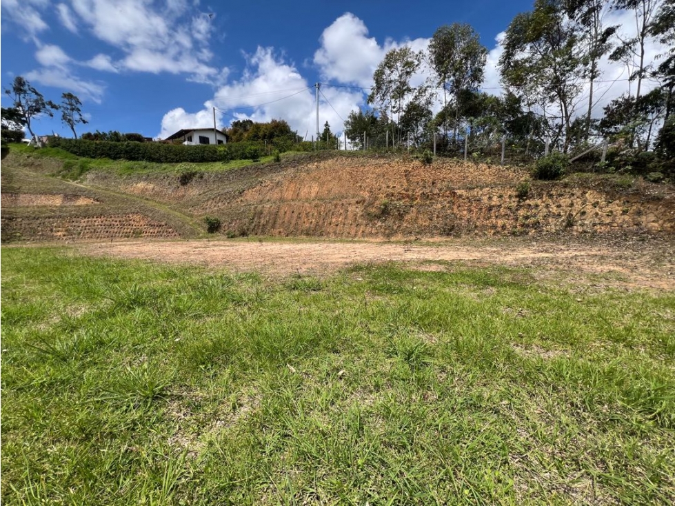 VENTA DE LOTE EN SAN VICENTE, VEREDA CHAPARRAL (sector Calpo Alegre)