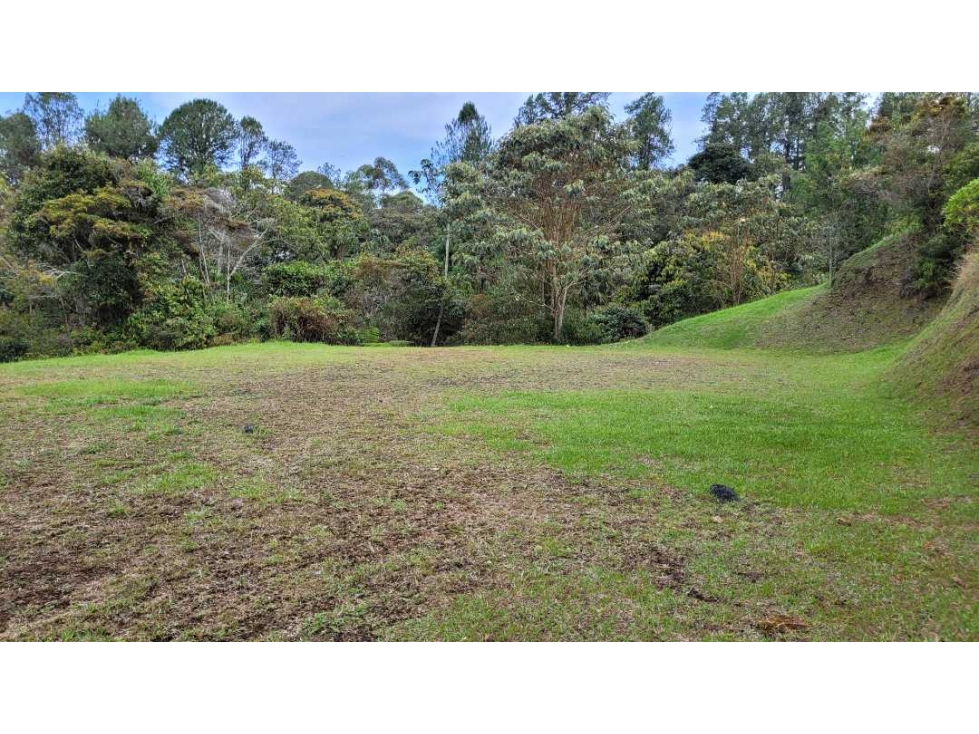 Venta de Lote En Unidad Cerrada Juanito Laguna El Retiro - 3