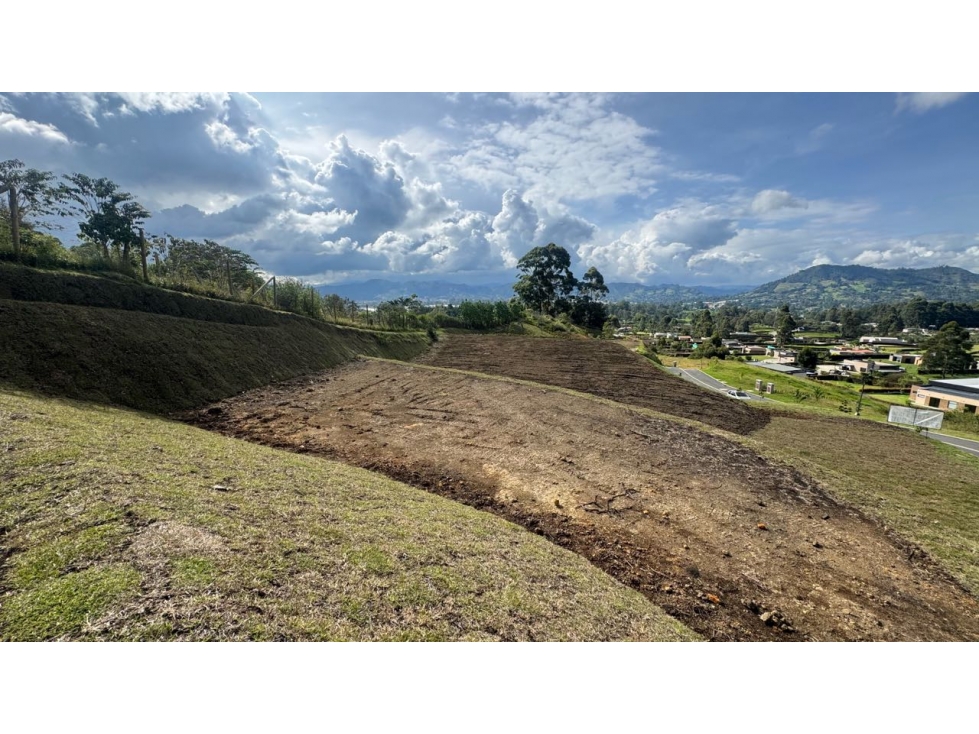 Venta de lote en unidad cerrada via san Antonio la ceja sector el Yaru — foto 5